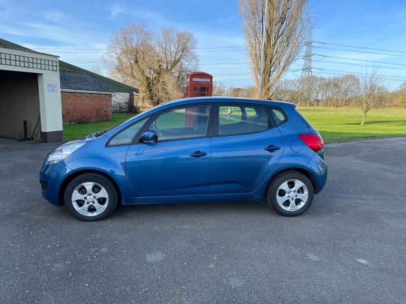 View KIA VENGA 1.6 2 