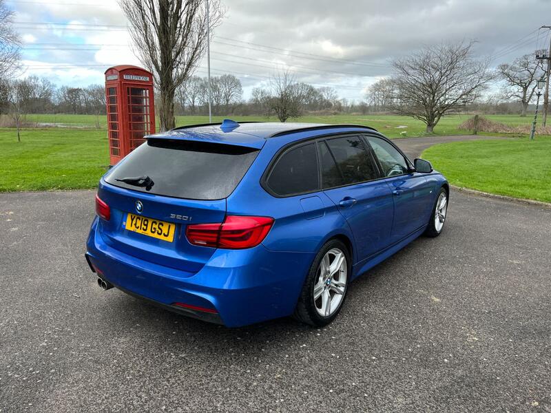 View BMW 3 SERIES 2.0 320i M Sport Touring