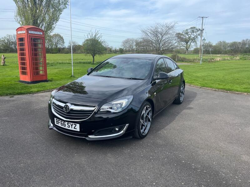 VAUXHALL INSIGNIA