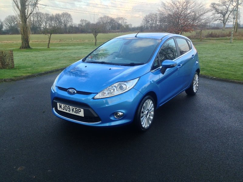 View FORD FIESTA 1.4 Titanium 