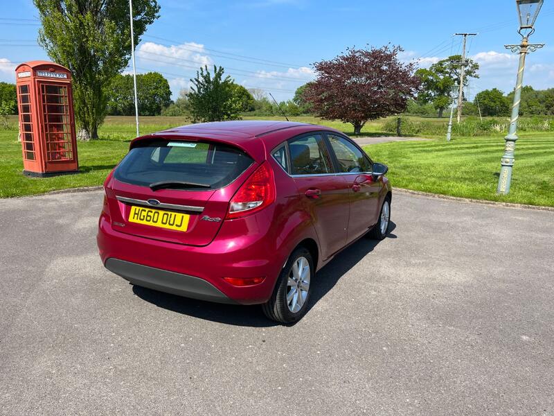 View FORD FIESTA 1.3 Zetec