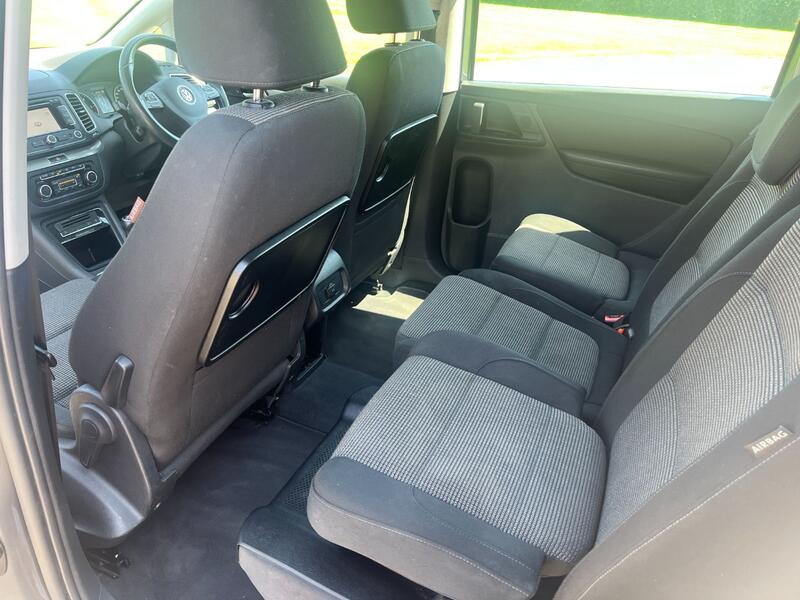 VOLKSWAGEN SHARAN