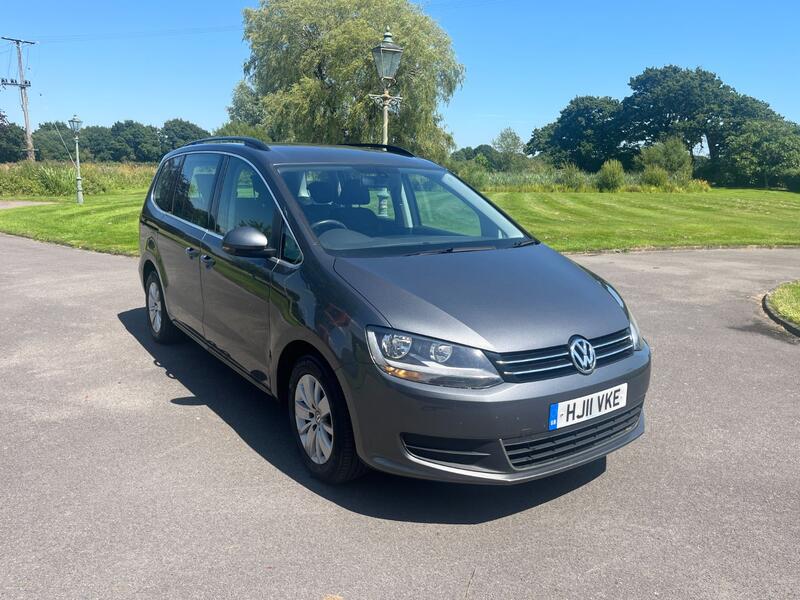 VOLKSWAGEN SHARAN