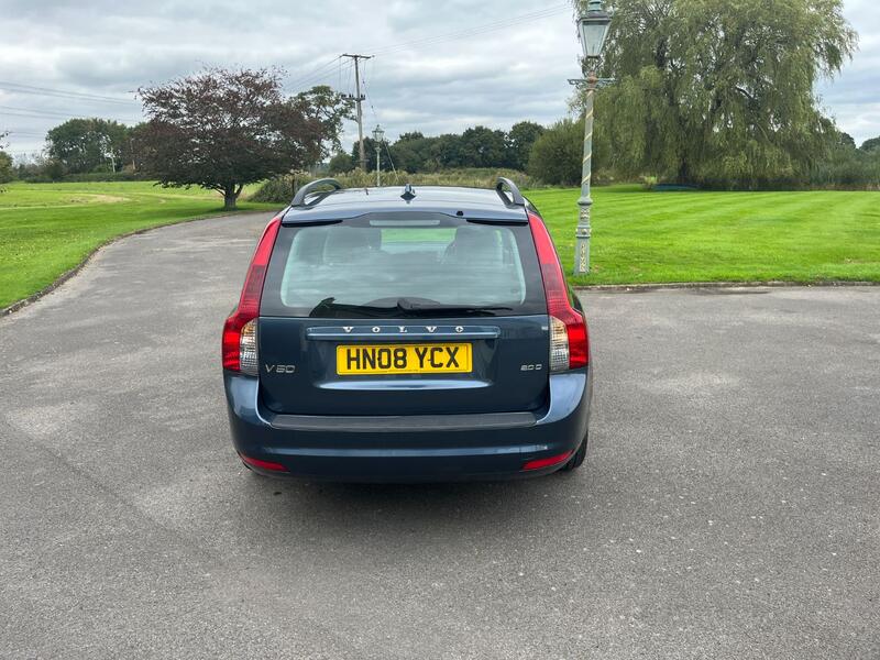 VOLVO V50