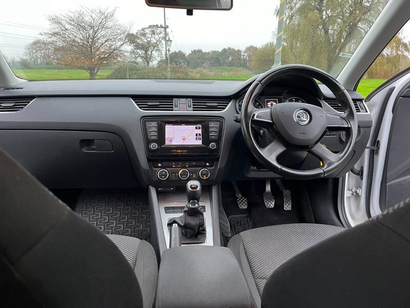 SKODA OCTAVIA