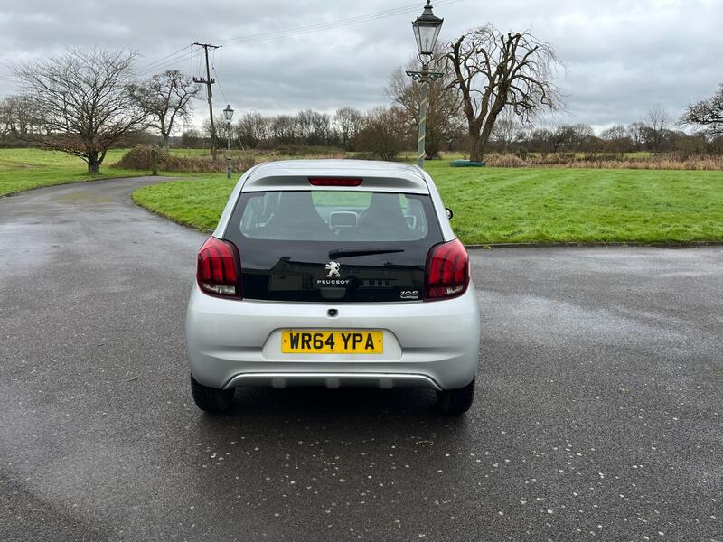 PEUGEOT 108