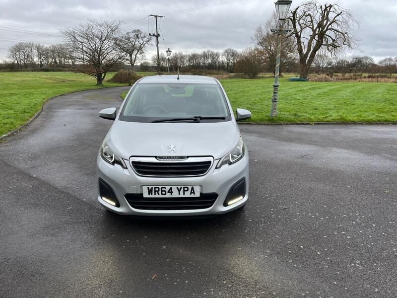 PEUGEOT 108
