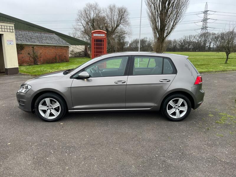 View VOLKSWAGEN GOLF 1.4 TSI BlueMotion Tech Match