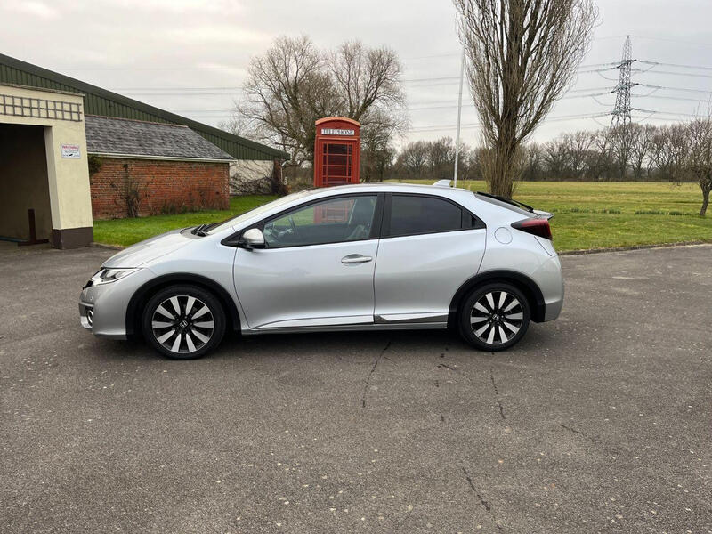 View HONDA CIVIC 1.8 i-VTEC SR