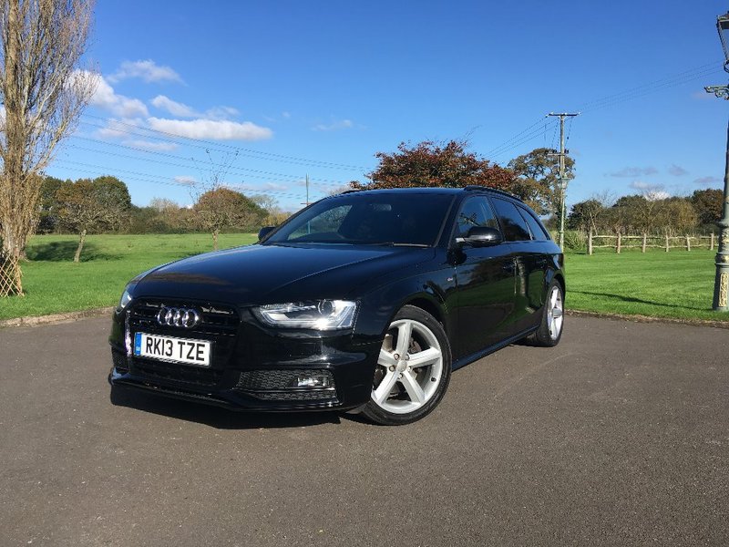 View AUDI A4 AVANT 2.0 TDI S Line Quattro