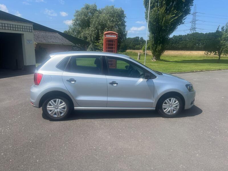 View VOLKSWAGEN POLO 1.0 BlueMotion Tech S