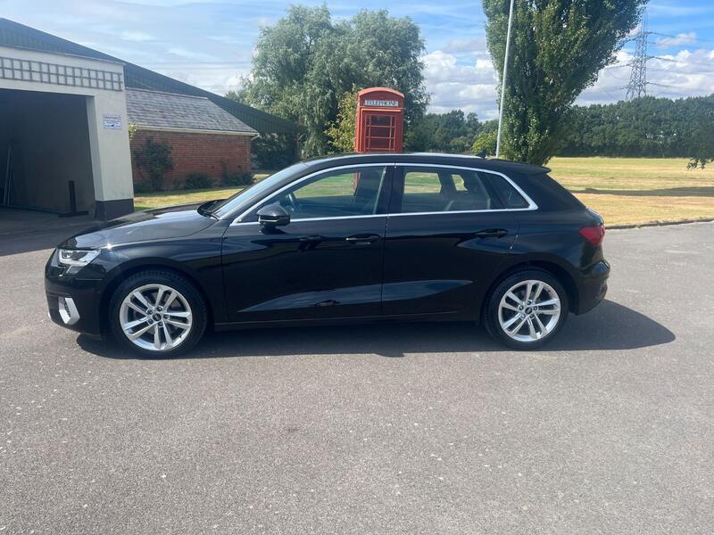View AUDI A3 2.0 TDI 35 Sport