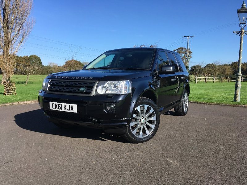 View LAND ROVER FREELANDER 2.2 SD4 HSE 