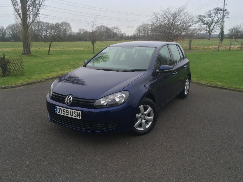 View VOLKSWAGEN GOLF 1.6 TDI S