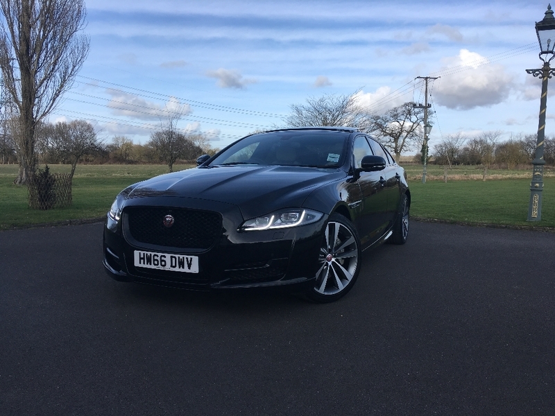 View JAGUAR XJ 3.0D R Sport