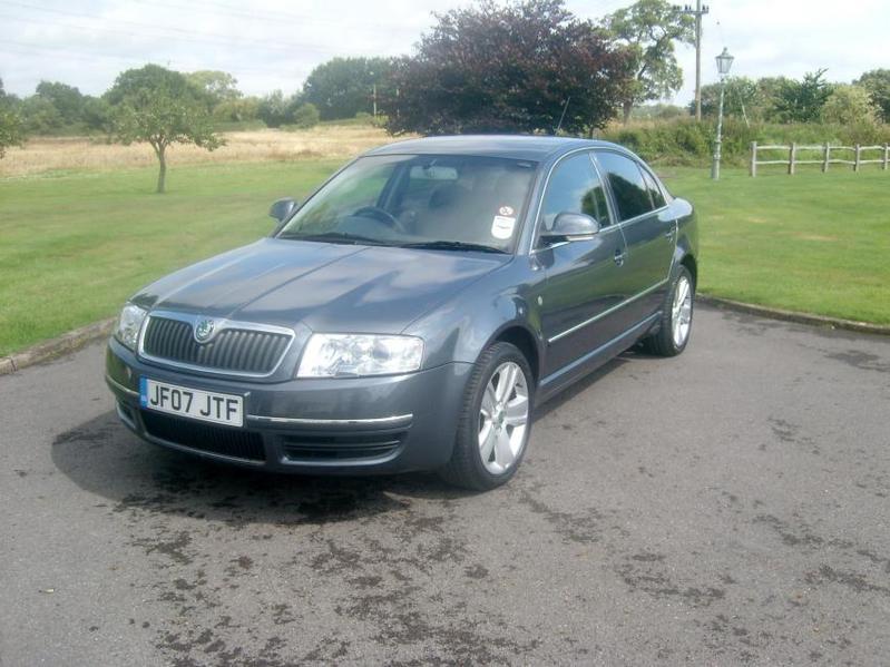 View SKODA SUPERB 2.5 Diesel V6 Elegance DSG