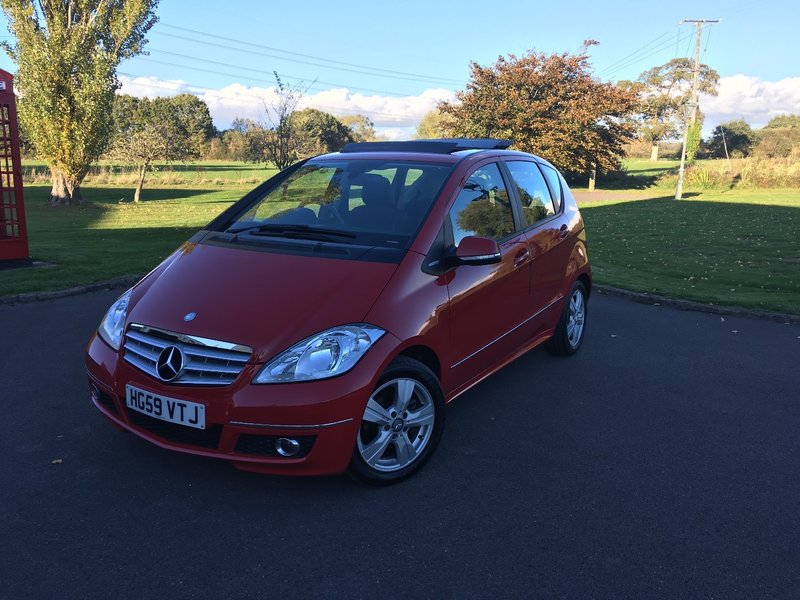 View MERCEDES-BENZ A CLASS A160 CDI Bluefficiency Avantgard