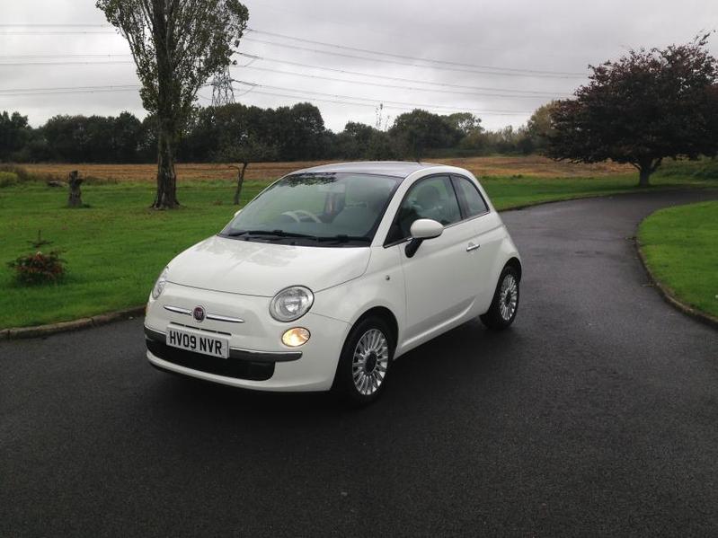 View FIAT 500 1.2 Lounge