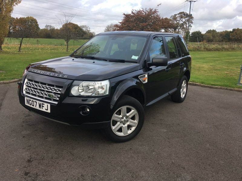 View LAND ROVER FREELANDER 2 2.2 TD4 GS