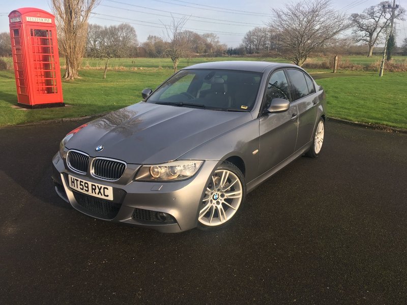 BMW 3 SERIES