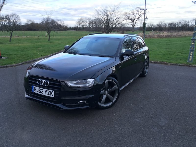 View AUDI A4 AVANT 1.8 TFSI S Line Black Edition