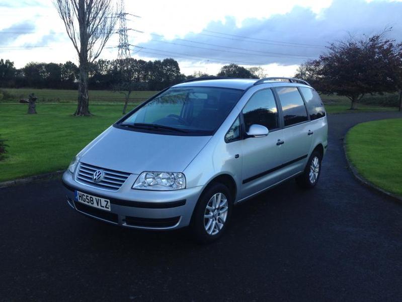 View VOLKSWAGEN SHARAN 2.0 TDI SE Seven Seats