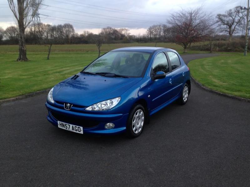 View PEUGEOT 206 1.4 Look 5 Door