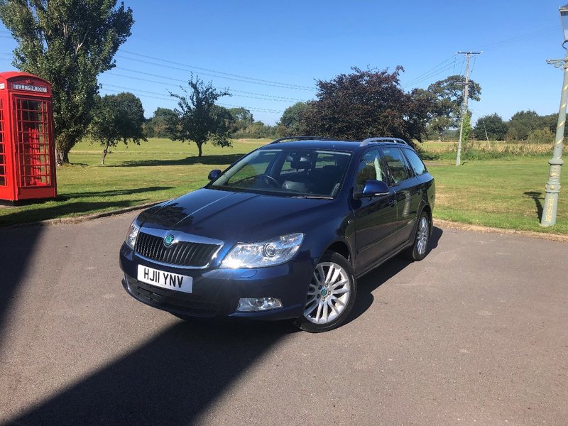 View SKODA OCTAVIA 1.8 TSI Laurin And Klement