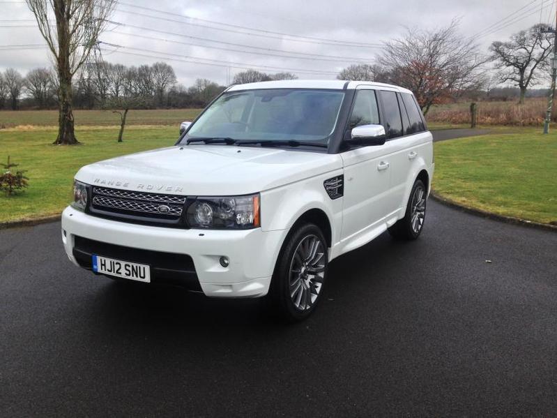 View LAND ROVER RANGE ROVER 3.0 SDV6 HSE Auto