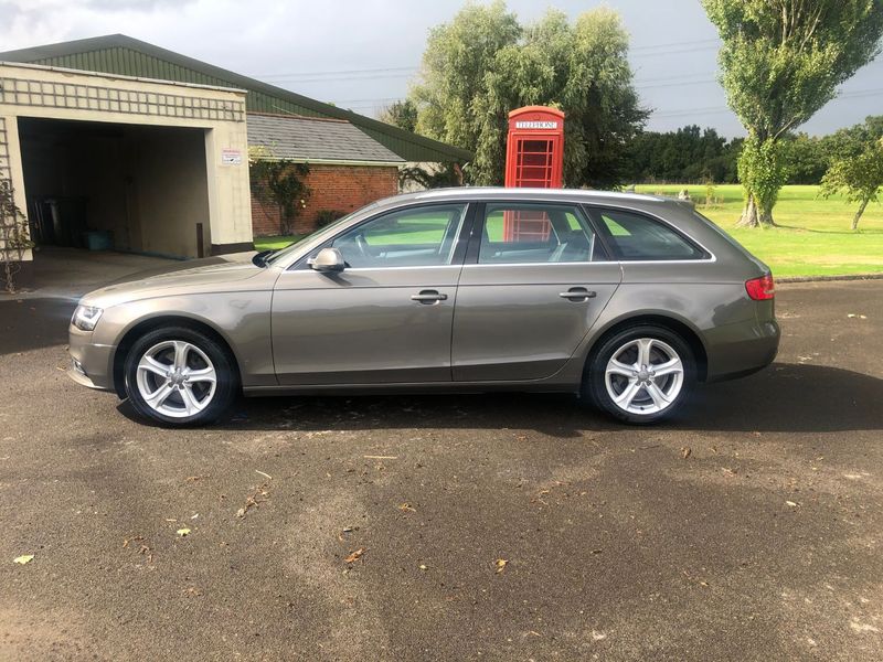 View AUDI A4 AVANT Avant 2.0 TDI SE Technik Multitronic 5dr