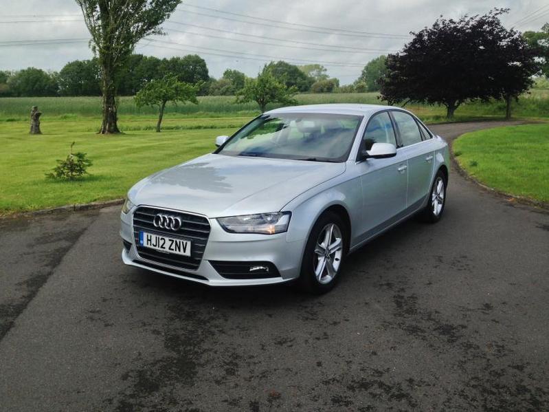 View AUDI A4 2.0 TDI SE 