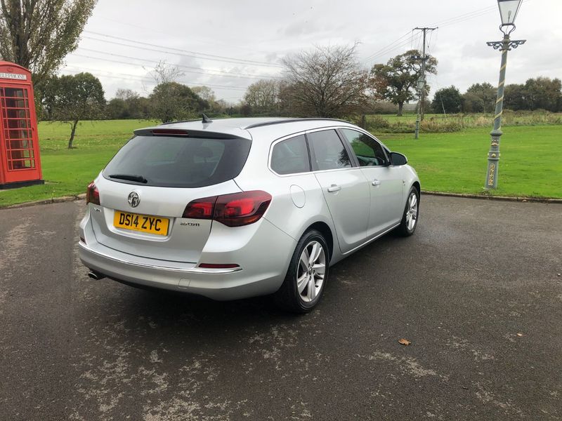 View VAUXHALL ASTRA 2.0 CDTi 16v SRi s-s 5dr