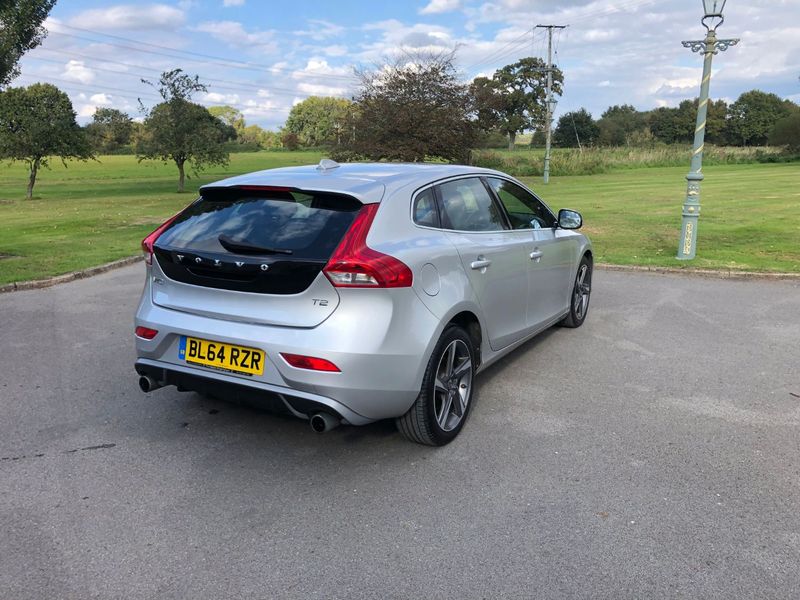 View VOLVO V40 1.6 T2 R-Design 5dr