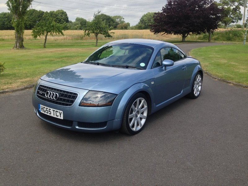 View AUDI TT 1.8 T Coupe