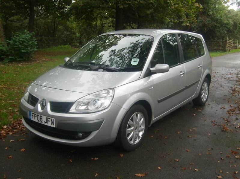 View RENAULT GRAND SCENIC 1.9 Dci Dynamique