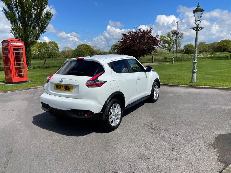 View NISSAN JUKE 1.2 DIG-T N-Connecta ss 5dr