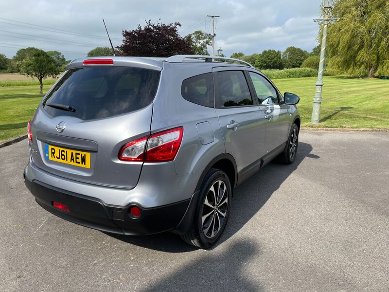 View NISSAN QASHQAI+2 1.6 n-tec 2WD 5dr