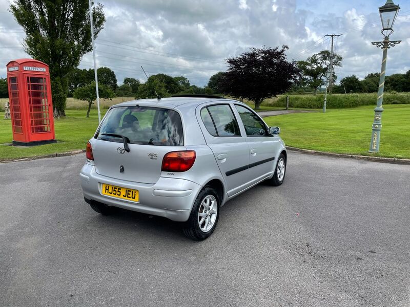 View TOYOTA YARIS 1.3 VVT-i T Spirit 5dr