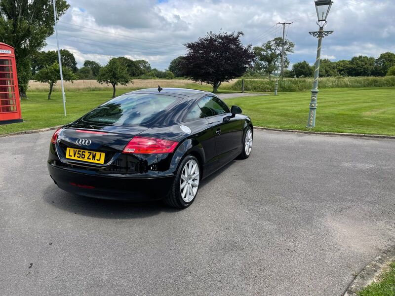 View AUDI TT 2.0 TFSI 3dr