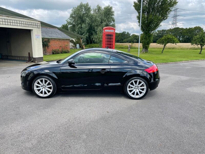 View AUDI TT 2.0 TFSI 3dr