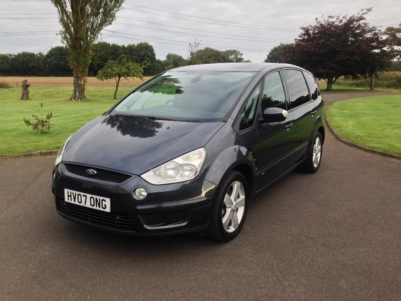 View FORD S-MAX 2.0 TDI Titanium