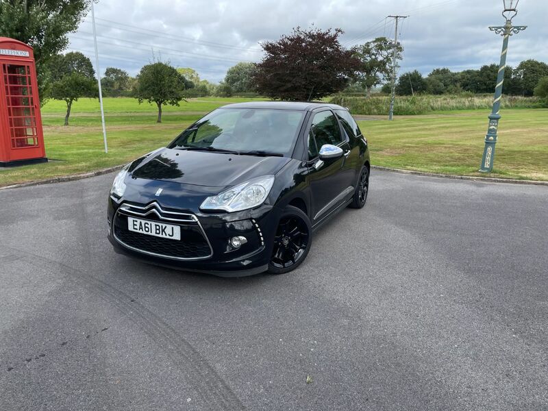 View CITROEN DS3 1.6 HDi DSport Plus 3dr