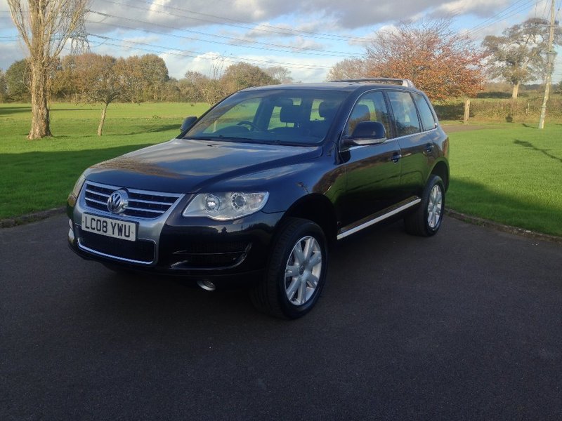 View VOLKSWAGEN TOUAREG 3.0 TDI V6 SE Auto