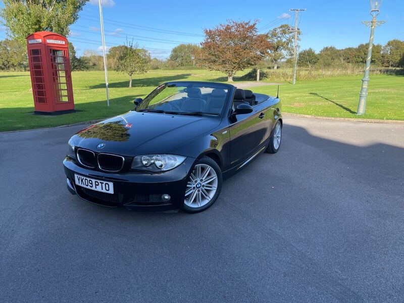 View BMW 1 SERIES 120I M SPORT