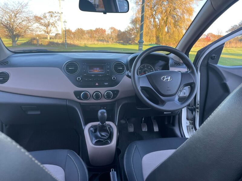 HYUNDAI I10