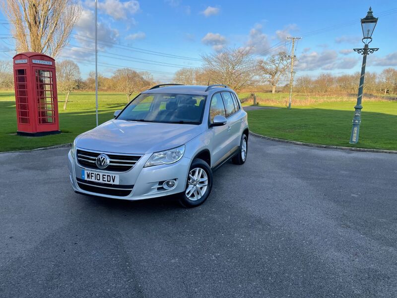 View VOLKSWAGEN TIGUAN S TDI 4MOTION