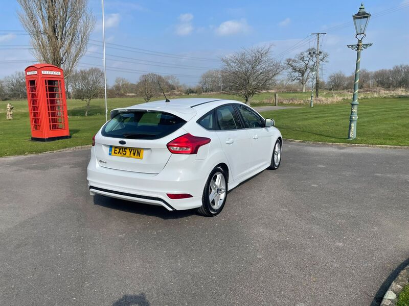 View FORD FOCUS ZETEC S TDCI