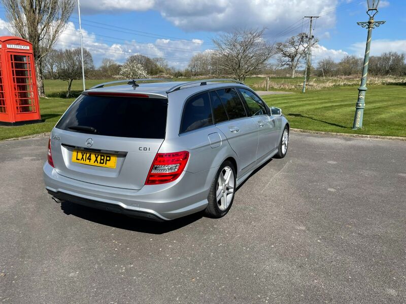 MERCEDES-BENZ C CLASS