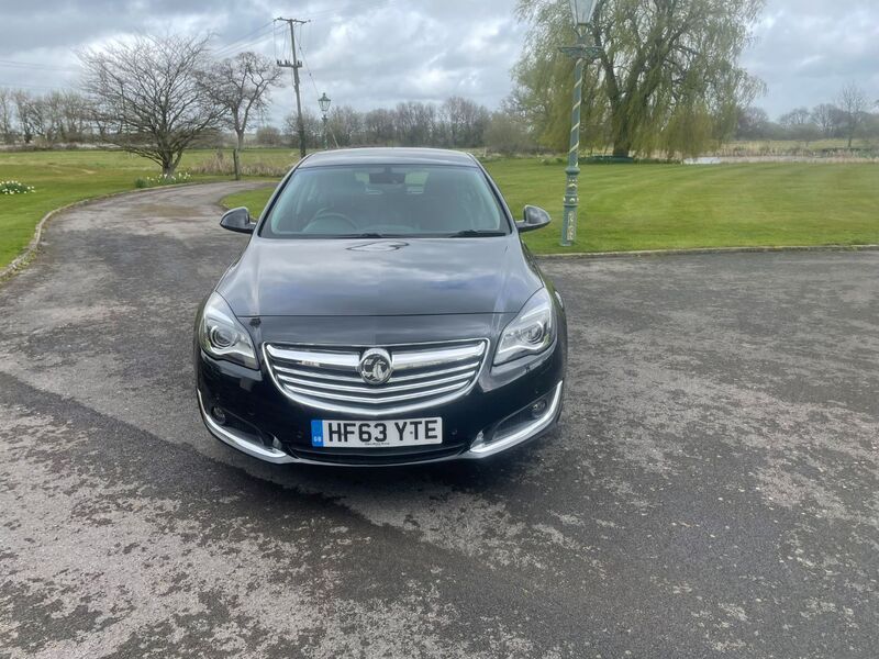 VAUXHALL INSIGNIA