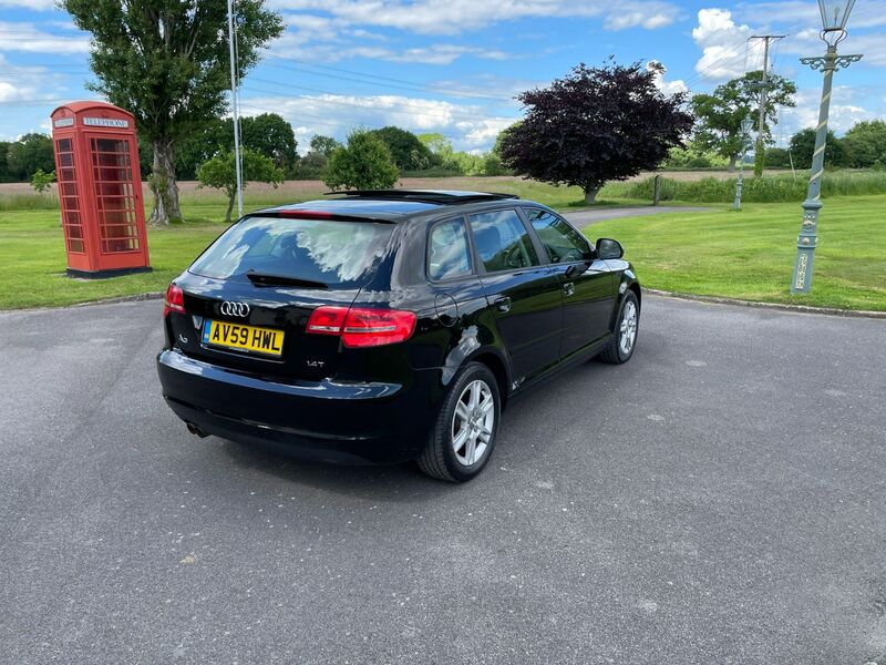 View AUDI A3 SPORTBACK TFSI SE